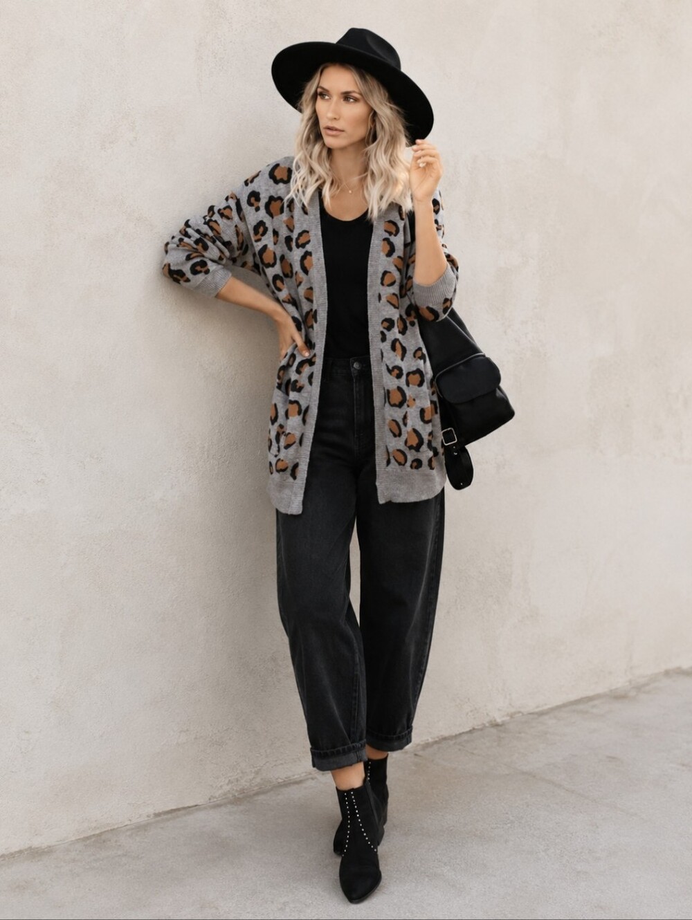 Hayden LA Leopard Print Animal Print Cardigan Sweater gray Neutral Soft Sz S/M